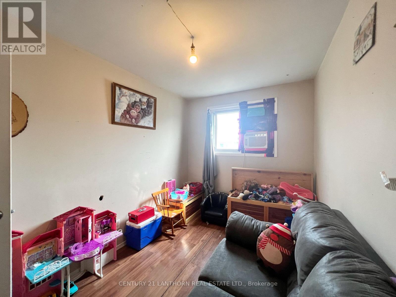 38 - 19 Tracey Park Drive, Belleville, Ontario  K8P 4R4 - Photo 8 - X12125722