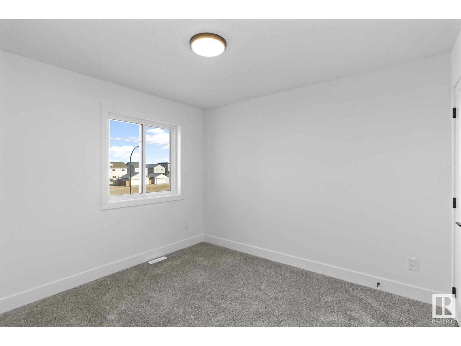 8823 181 Av Nw, Edmonton, Alberta  T5Z 0X4 - Photo 8 - E4434592