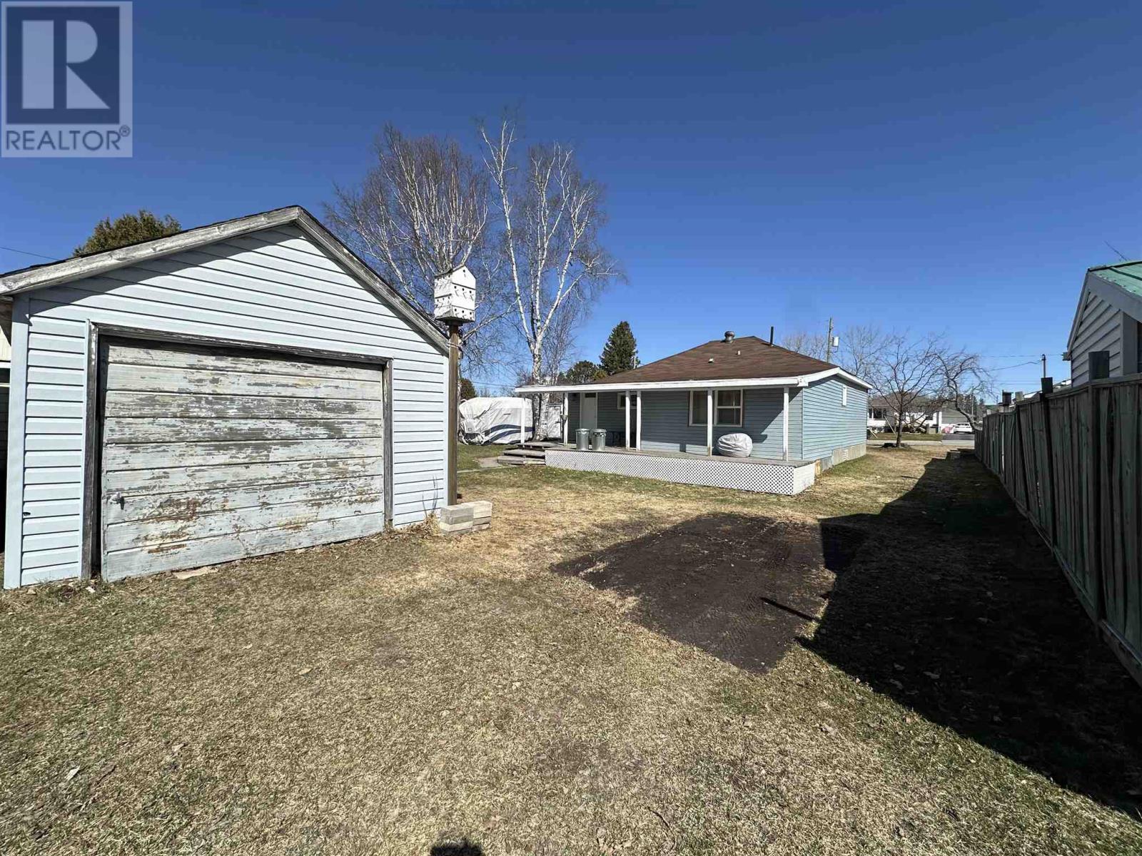 637 Thompson St, Fort Frances, Ontario  P9A 2W6 - Photo 18 - TB250901