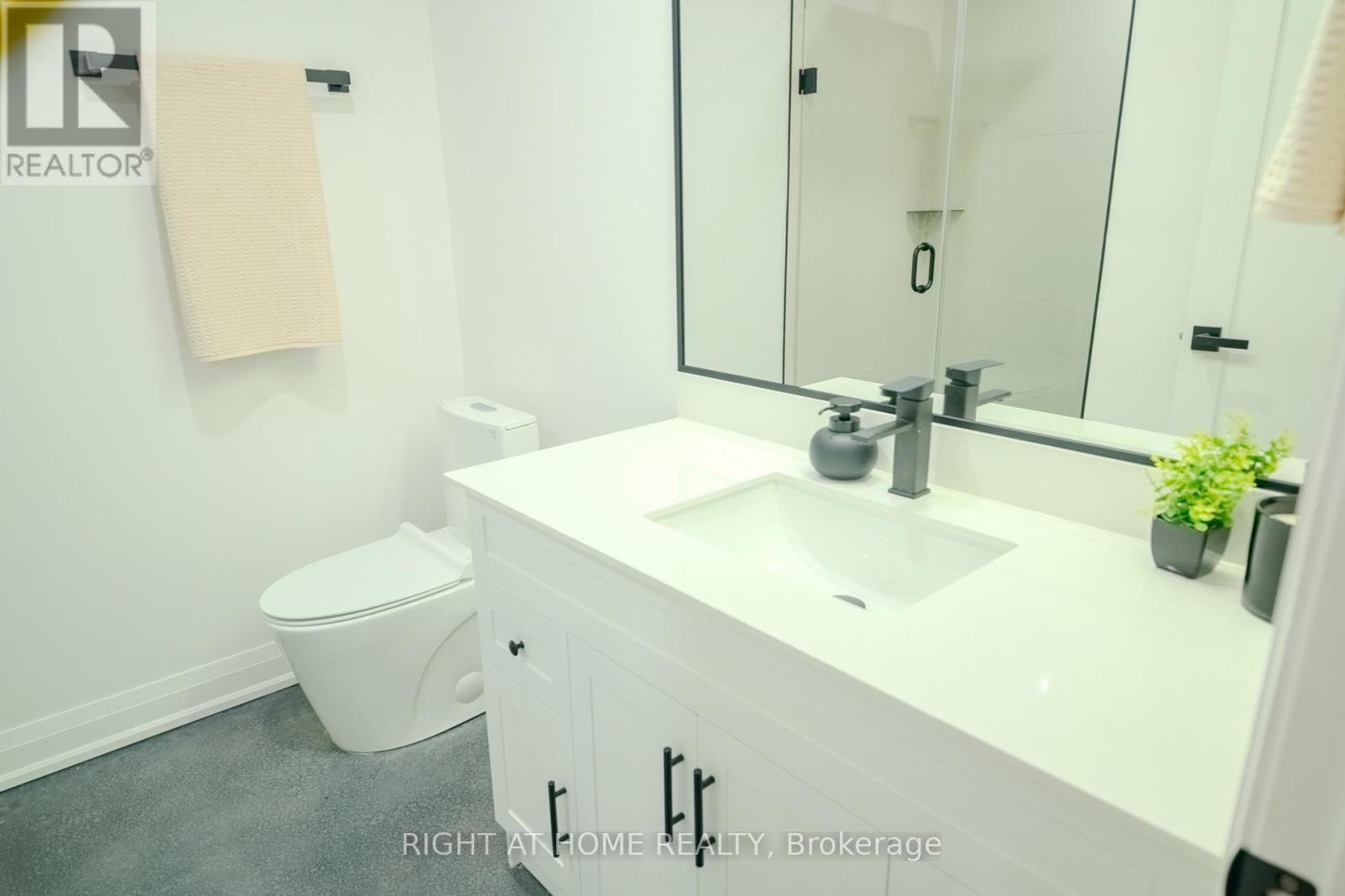 1 - 53 Innes Avenue, Toronto, Ontario  M6E 1N1 - Photo 21 - W12125560