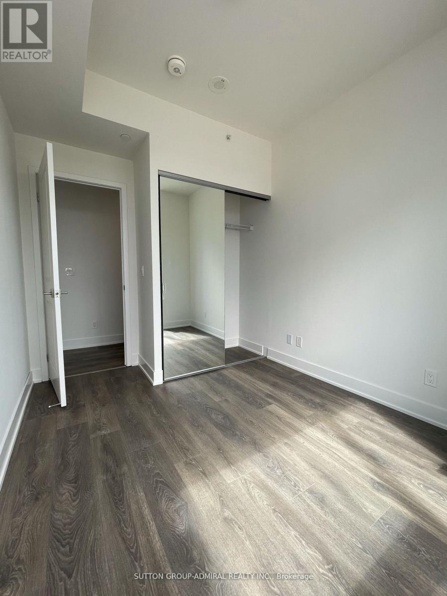 604 - 297 Oak Walk Drive, Oakville, Ontario  L6H 3R6 - Photo 6 - W12125569