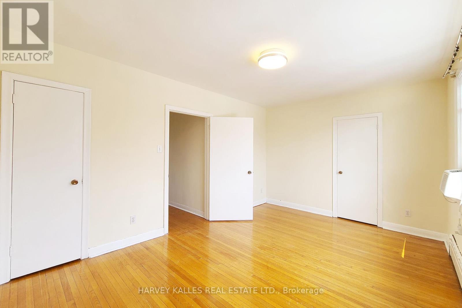 2 - 105 Gilmour Avenue, Toronto, Ontario  M6P 3B2 - Photo 16 - W12125582