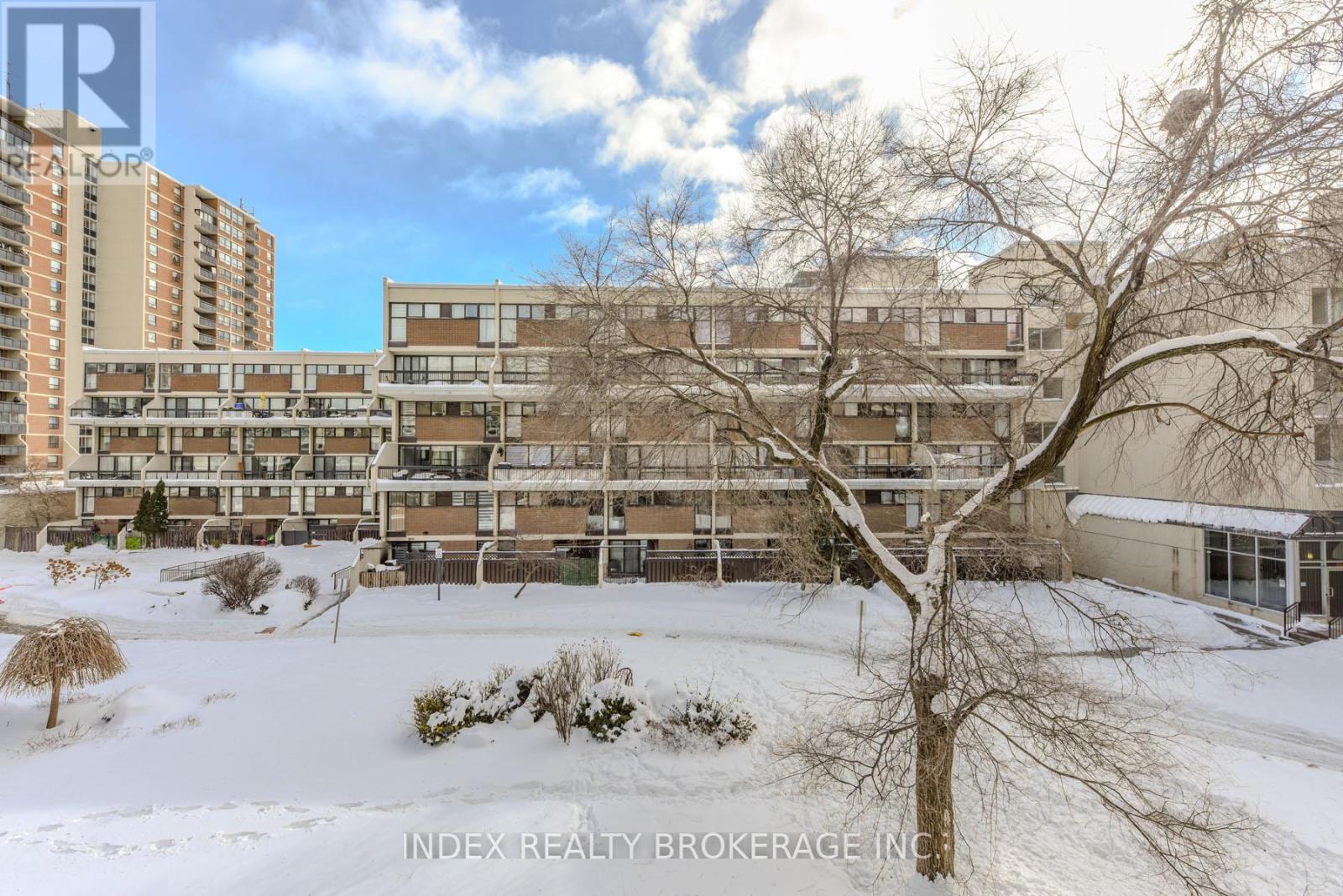 233 - 366 The East Mall, Toronto, Ontario  M9B 6C6 - Photo 2 - W12125600