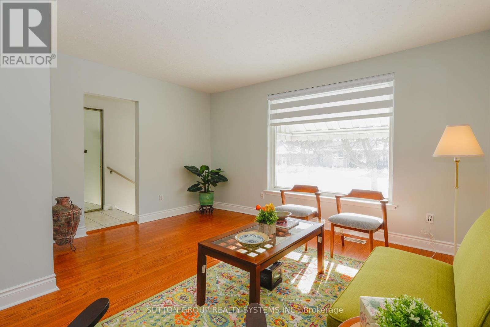 Property at 1483 SANDGATE CRESCENT image 4