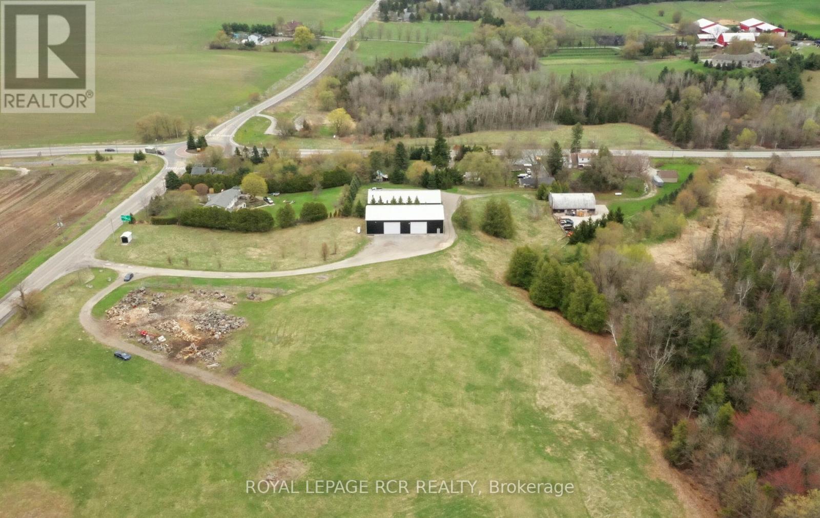 4416 Olde Base Line Road, Caledon, Ontario  L7C 0J8 - Photo 39 - W12125633
