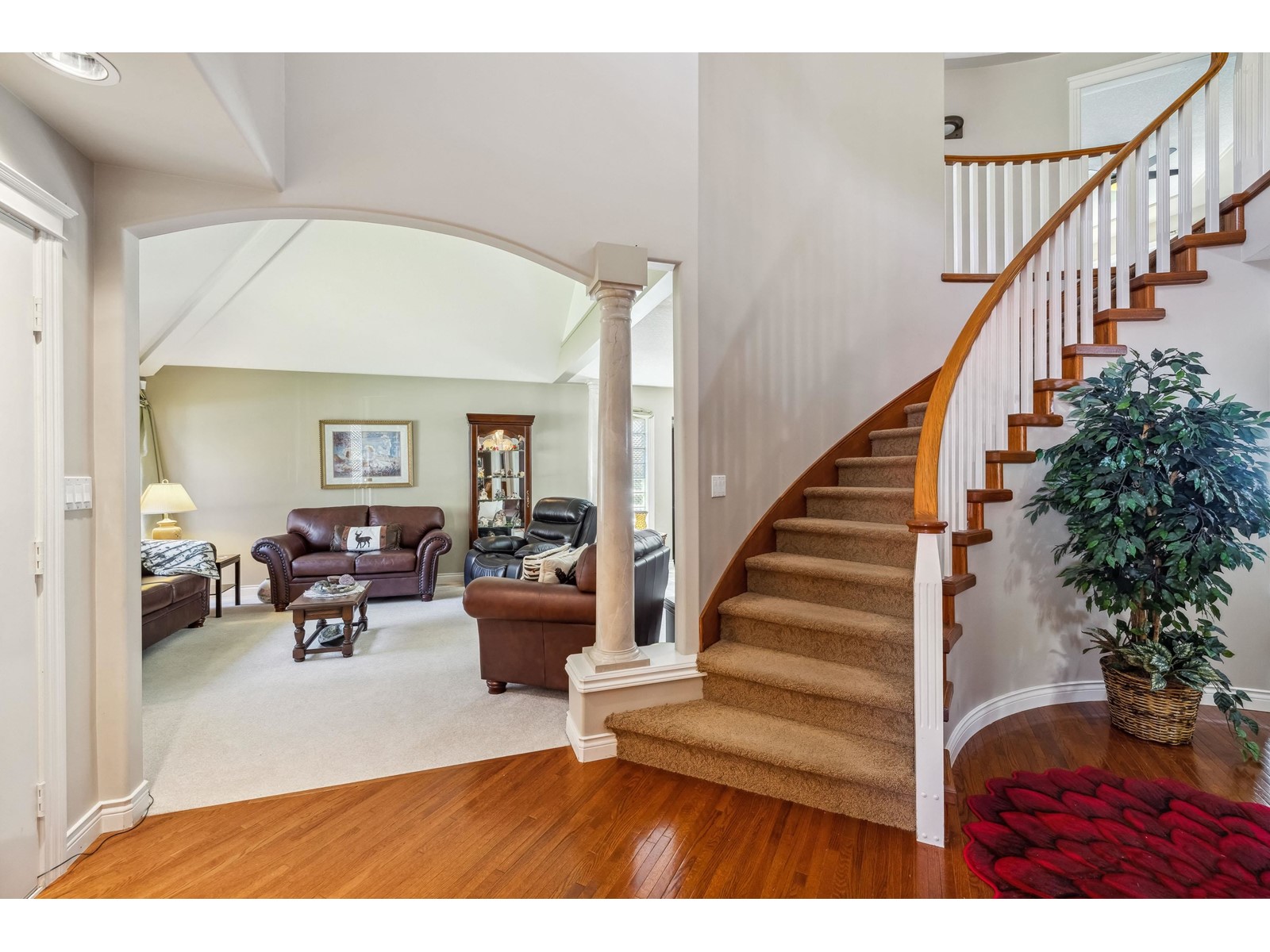 Property at 35674 CANTERBURY AVENUE image 2
