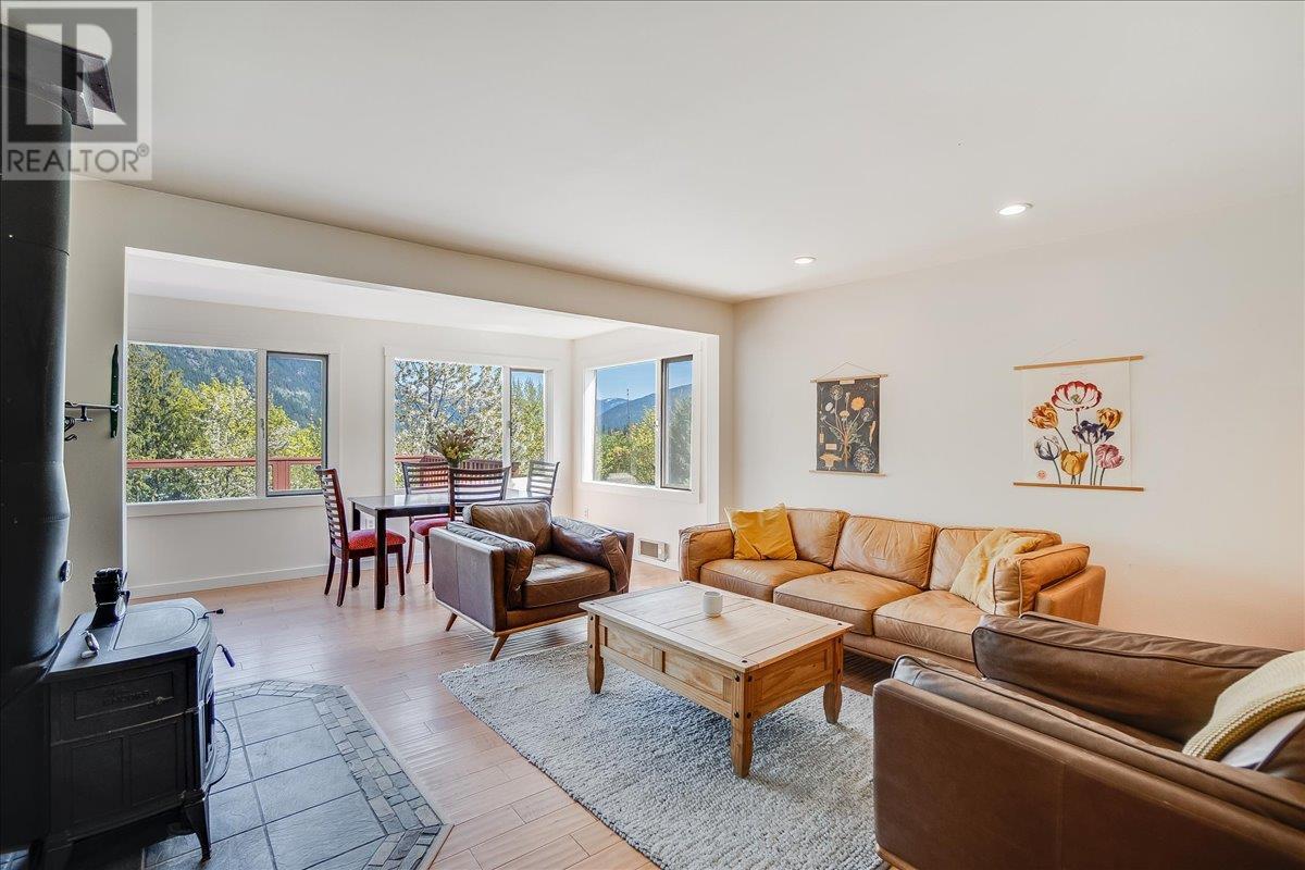 Property at 604 Wasson Street image 1
