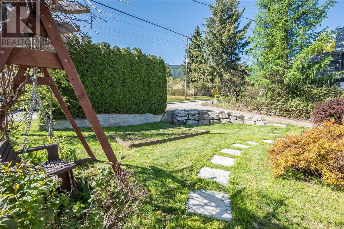 604 Wasson Street, Nelson, British Columbia  V1L 3G7 - Photo 63 - 10345098