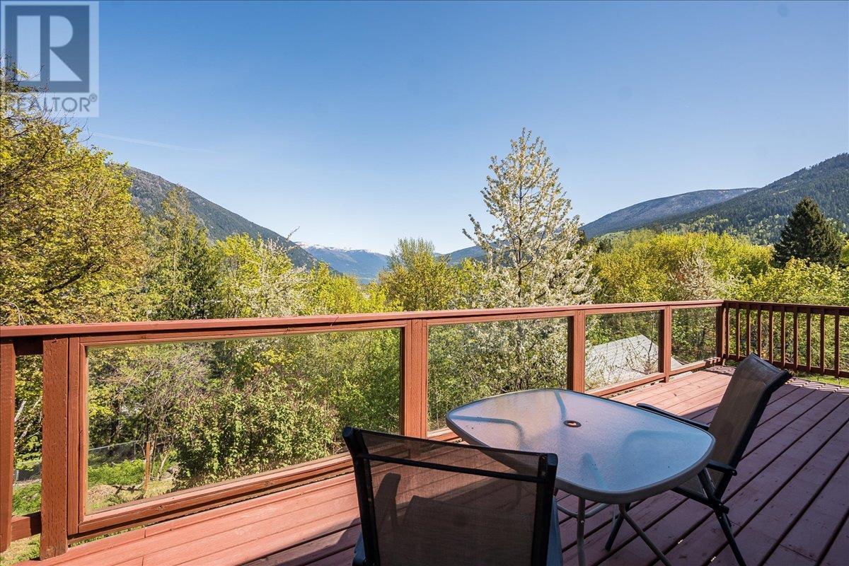 604 Wasson Street, Nelson, British Columbia  V1L 3G7 - Photo 58 - 10345098