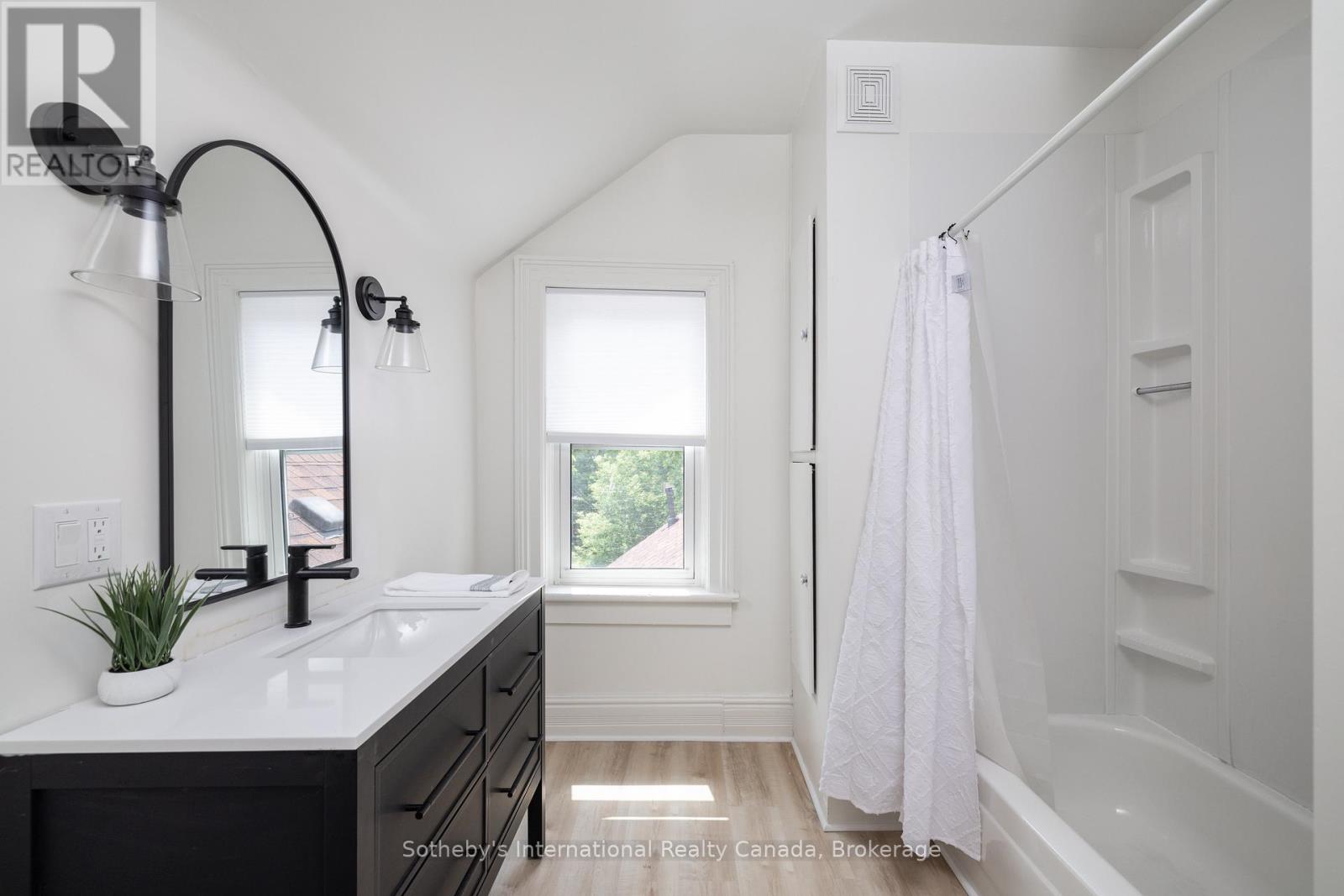 40 Toronto Street S, Grey Highlands, Ontario  N0C 1H0 - Photo 18 - X12125645