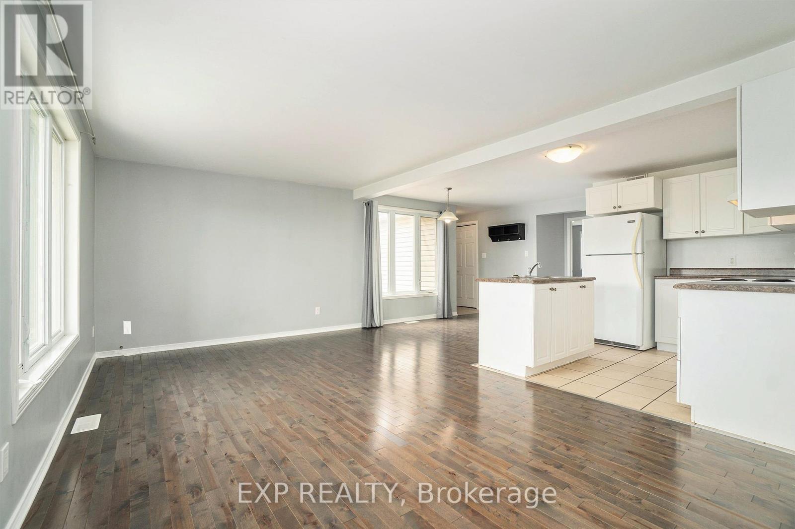 1 - 525 Russell Road, Clarence-Rockland, Ontario  K0A 2A0 - Photo 10 - X12125701