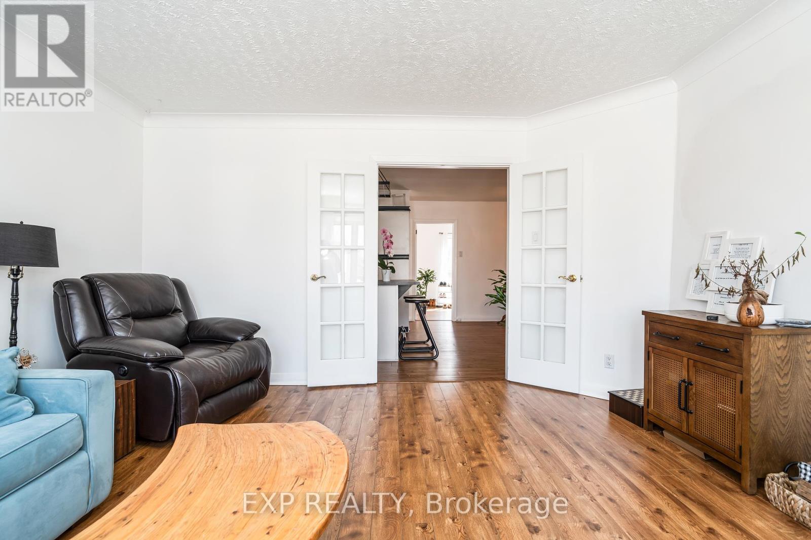 Property at 330 DONALD STREET image 5