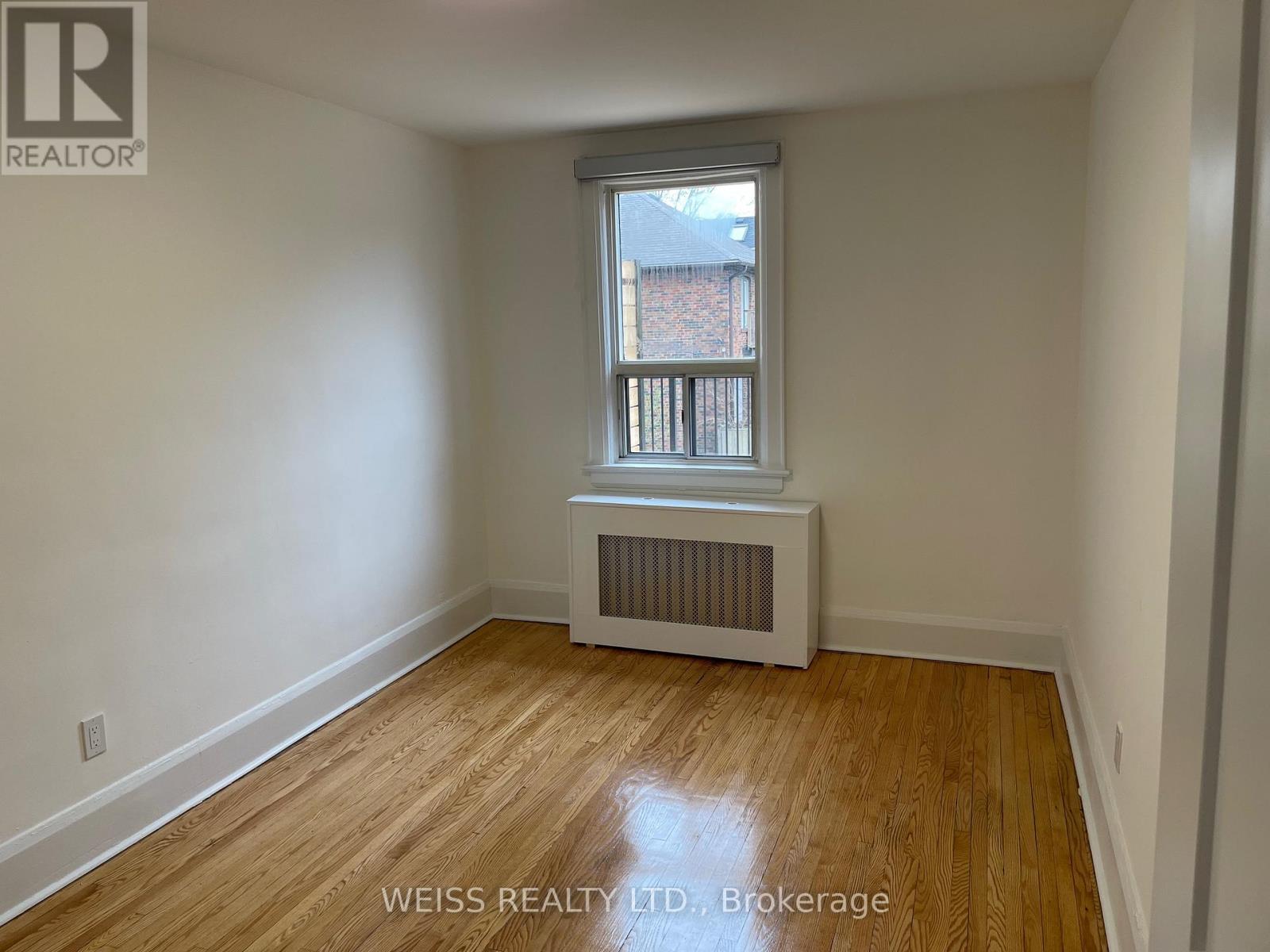 2 - 509 Eglinton Avenue W, Toronto, Ontario  M5N 1B1 - Photo 10 - C12125676