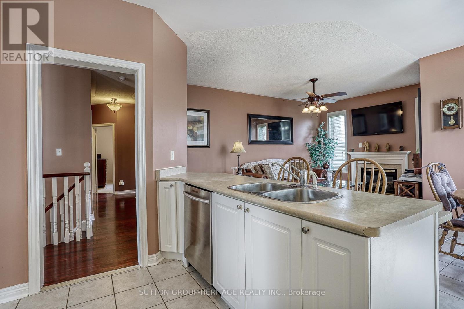 57 Kimberly Drive, Whitby, Ontario  L1M 1K5 - Photo 22 - E12125673
