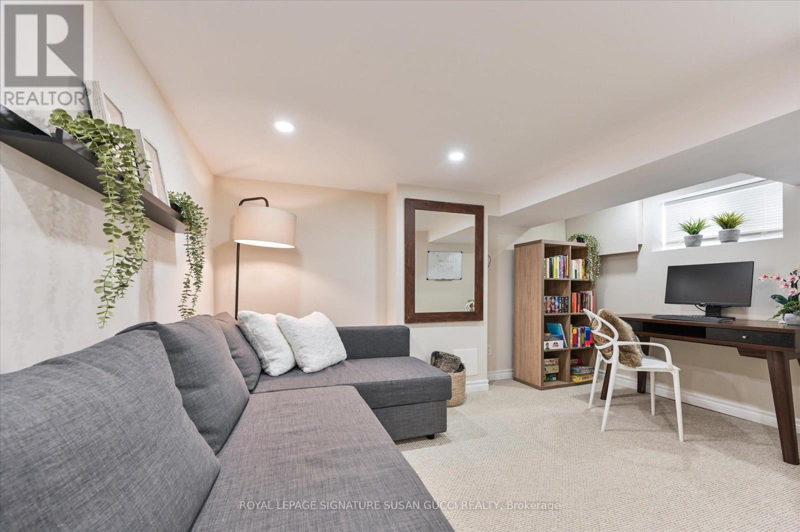 1265 Woodbine Avenue, Toronto, Ontario  M4C 4E5 - Photo 19 - E12125740