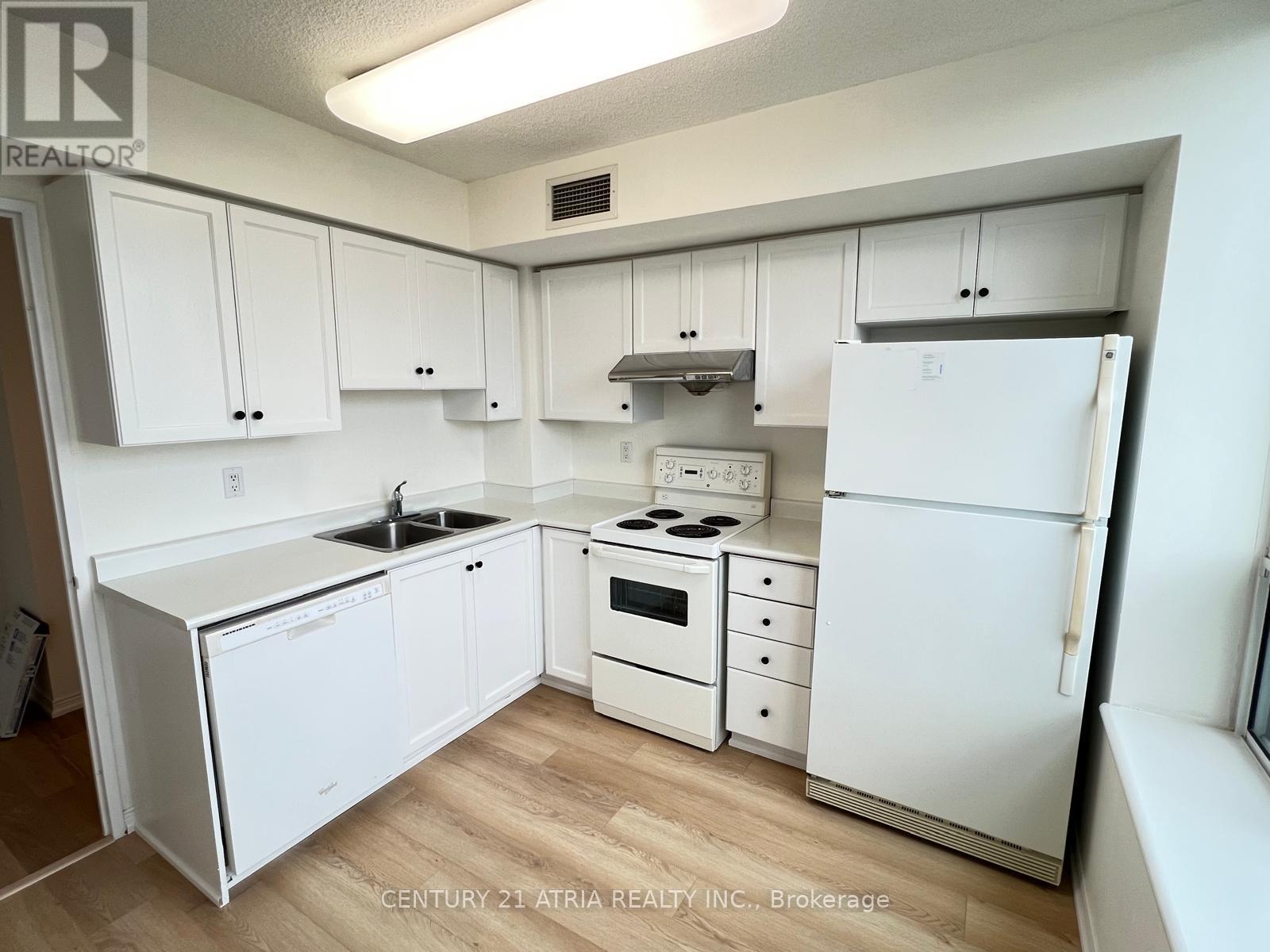 904 - 2800 Warden Avenue, Toronto, Ontario  M1W 3Z6 - Photo 8 - E12125769