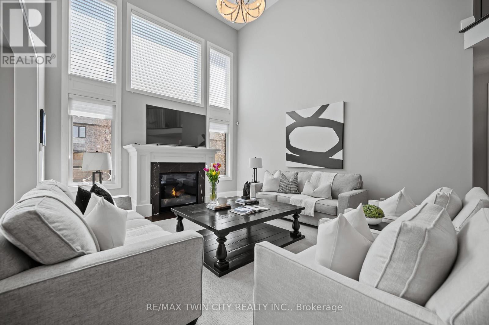 311 Deerfoot Trail, Waterloo, Ontario  N2K 0B3 - Photo 11 - X12104913