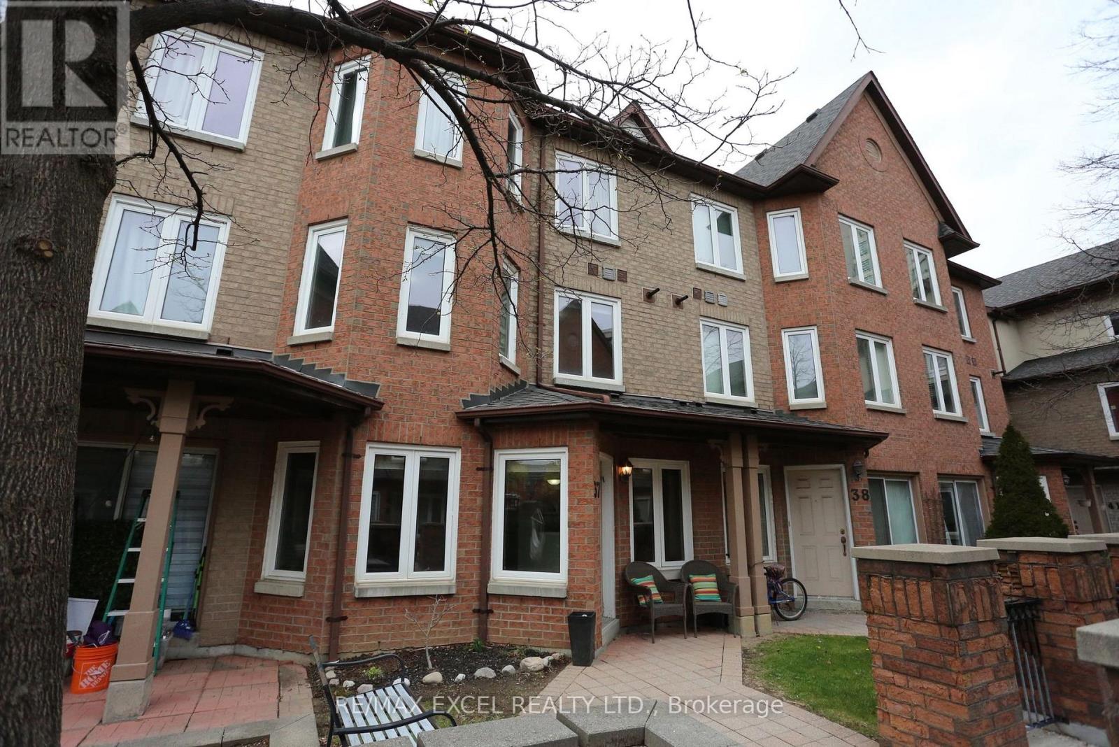 Property at 37 - 735 NEW WESTMINSTER DRIVE image 1