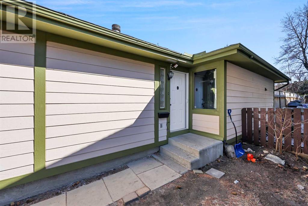 544 Ranchview Court Nw, Calgary, Alberta  T3G 1R6 - Photo 3 - A2217950