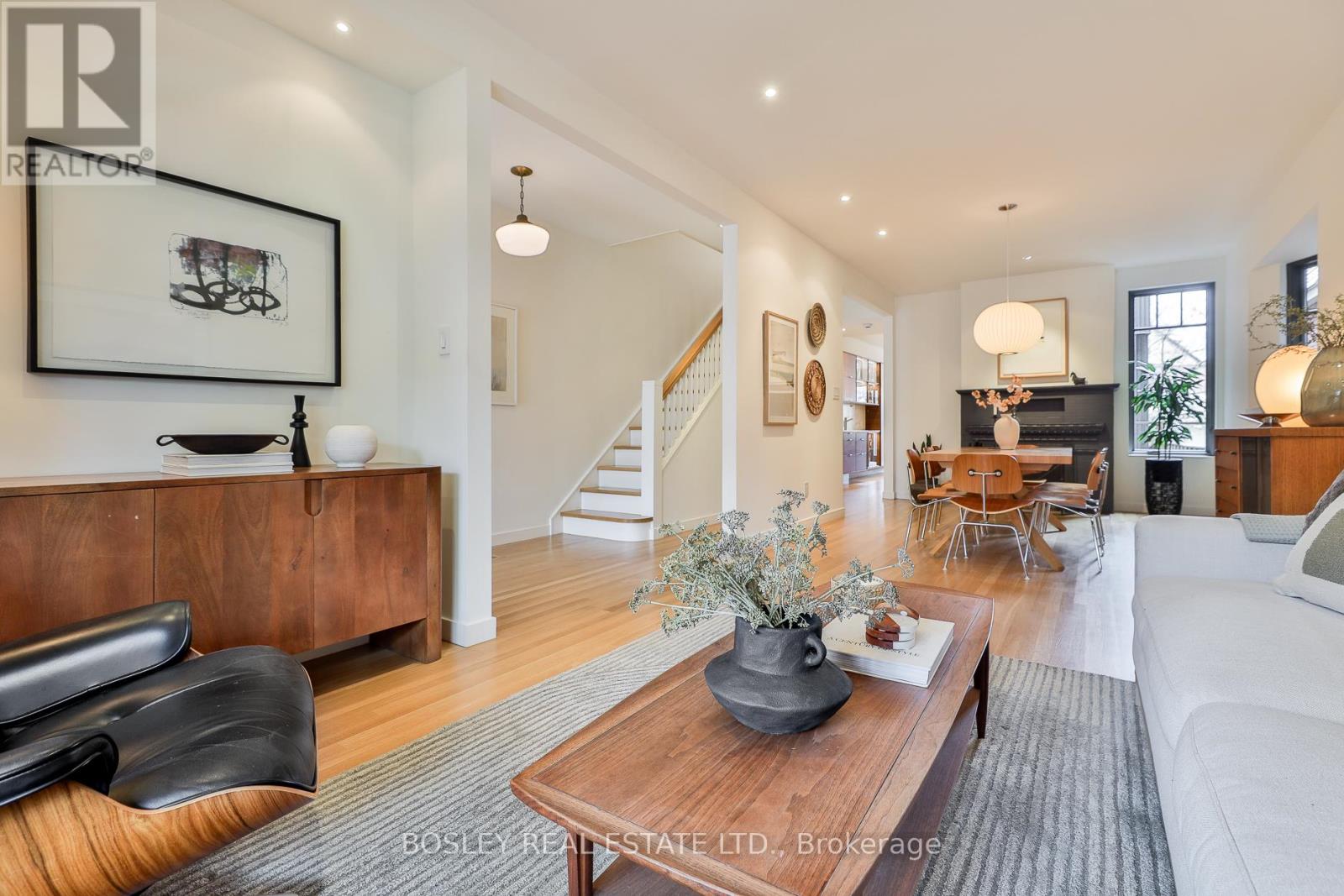 83 Pearson Avenue, Toronto, Ontario  M6R 1G4 - Photo 27 - W12125689