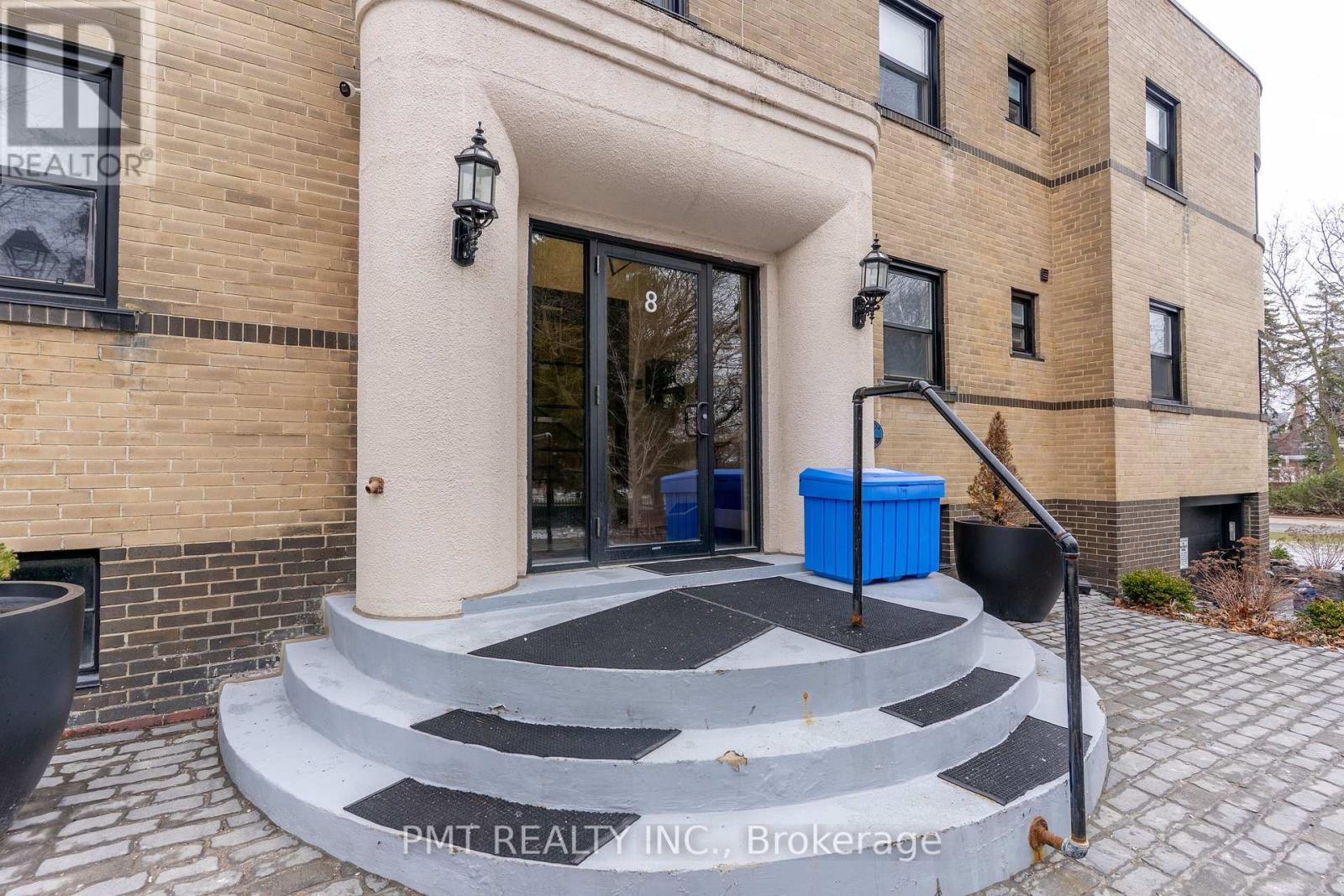 7 - 8 WELLINGTON STREET W, Brampton, Ontario