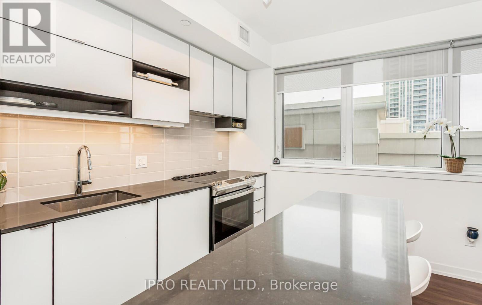 804 - 4065 Confederation Parkway, Mississauga, Ontario  L5B 0L4 - Photo 23 - W12125714