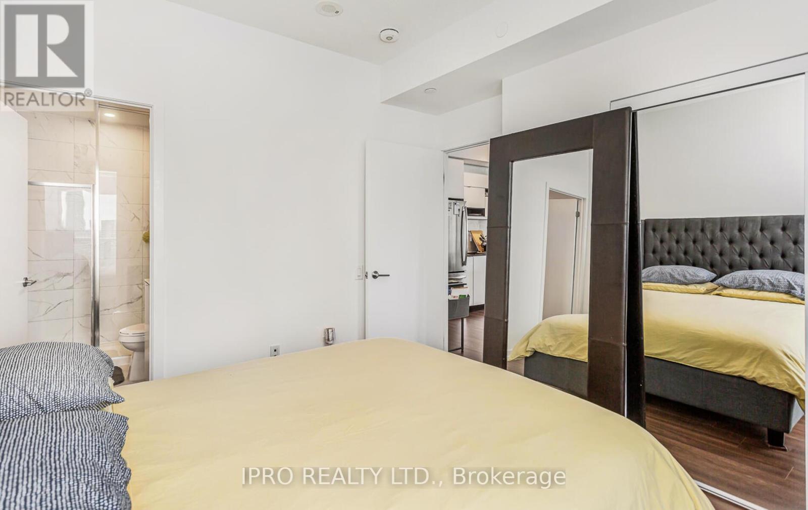 804 - 4065 Confederation Parkway, Mississauga, Ontario  L5B 0L4 - Photo 32 - W12125714