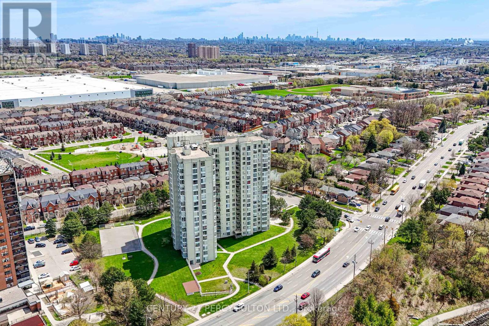 2009 - 3077 Weston Road, Toronto, Ontario  M9M 3A1 - Photo 1 - W12125762