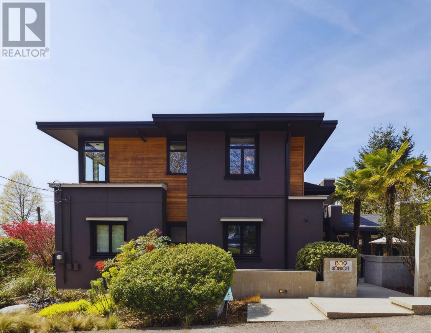 1309 GORDON AVENUE, west vancouver, British Columbia V7T1R3