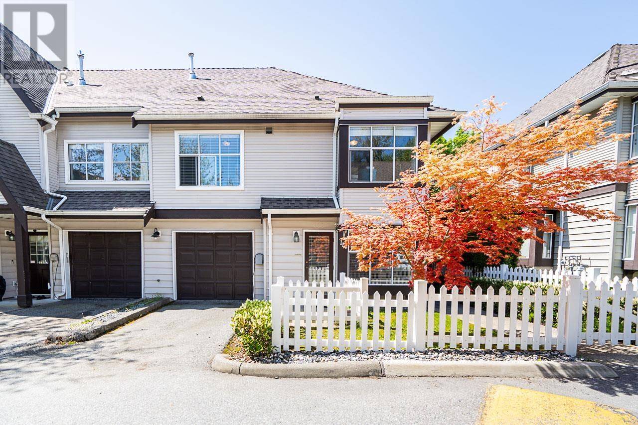 114 12099 237 Street, Maple Ridge, British Columbia  V4R 2C3 - Photo 2 - R2998071