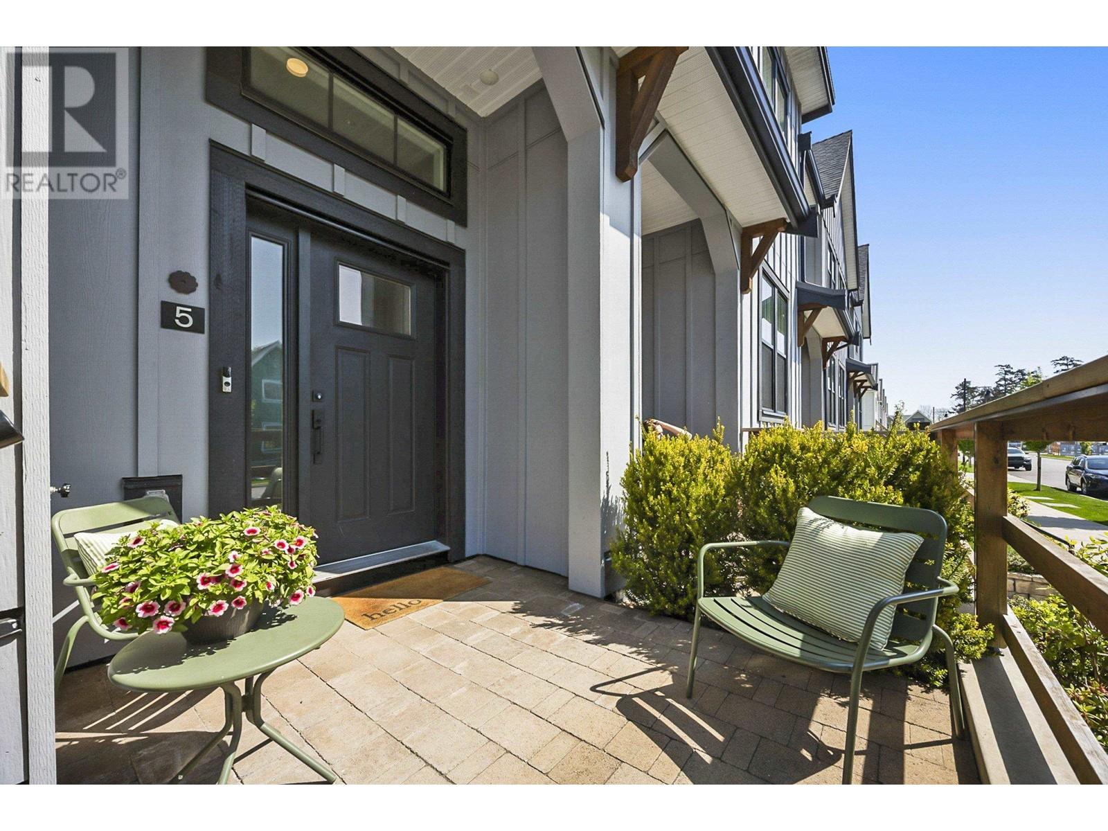 Property at 5 6427 HAMMERMILL AVENUE image 3