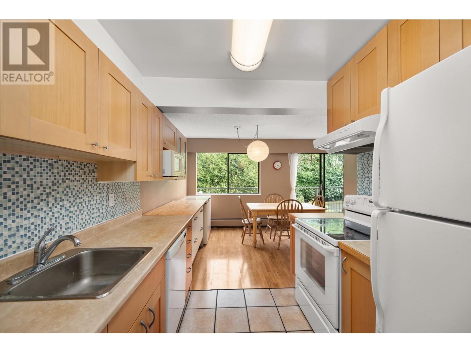 Property at 8943 HORNE STREET image 3