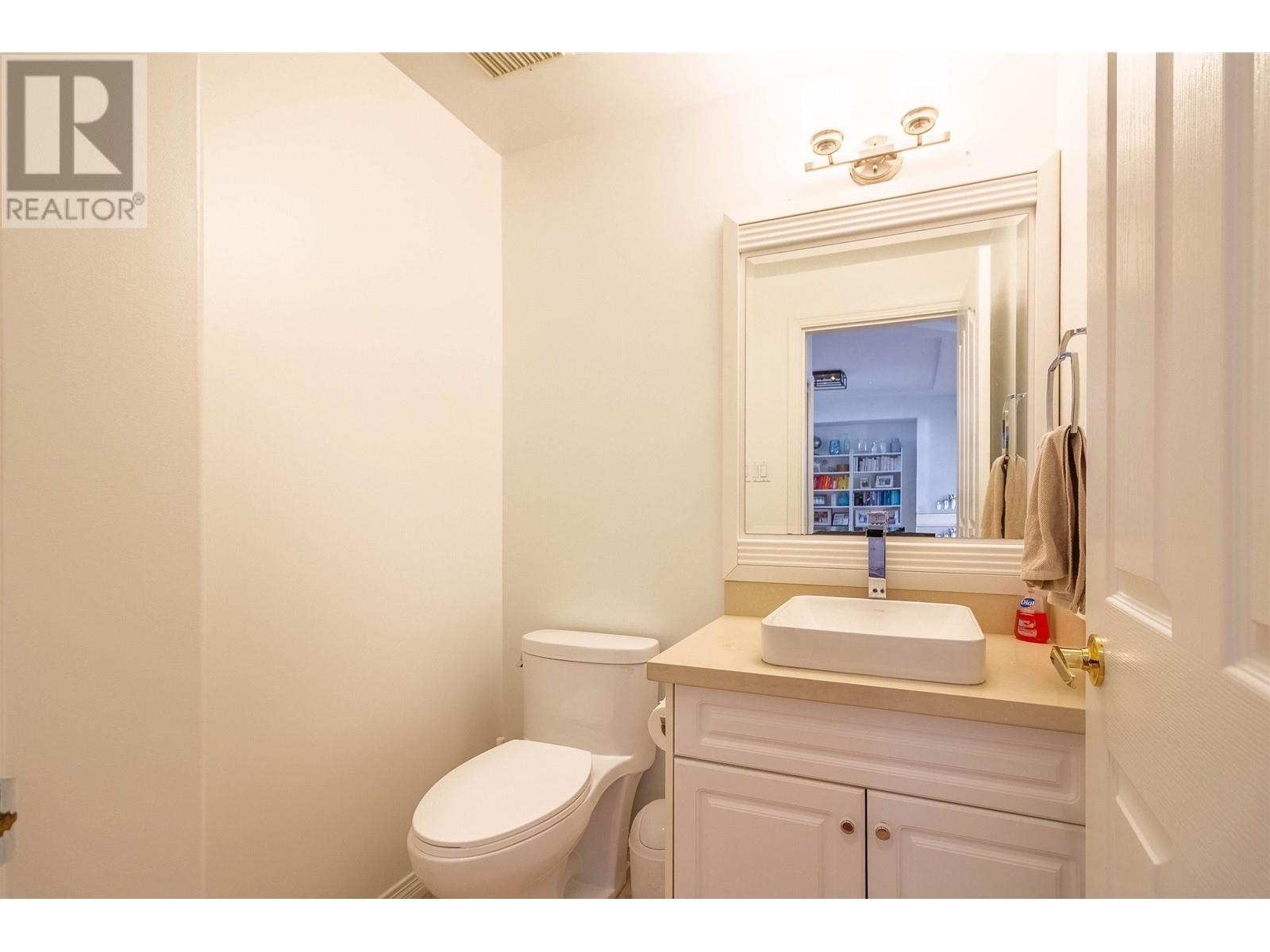 1004 Quadling Avenue, Coquitlam, British Columbia  V3K 2A8 - Photo 14 - R2998123