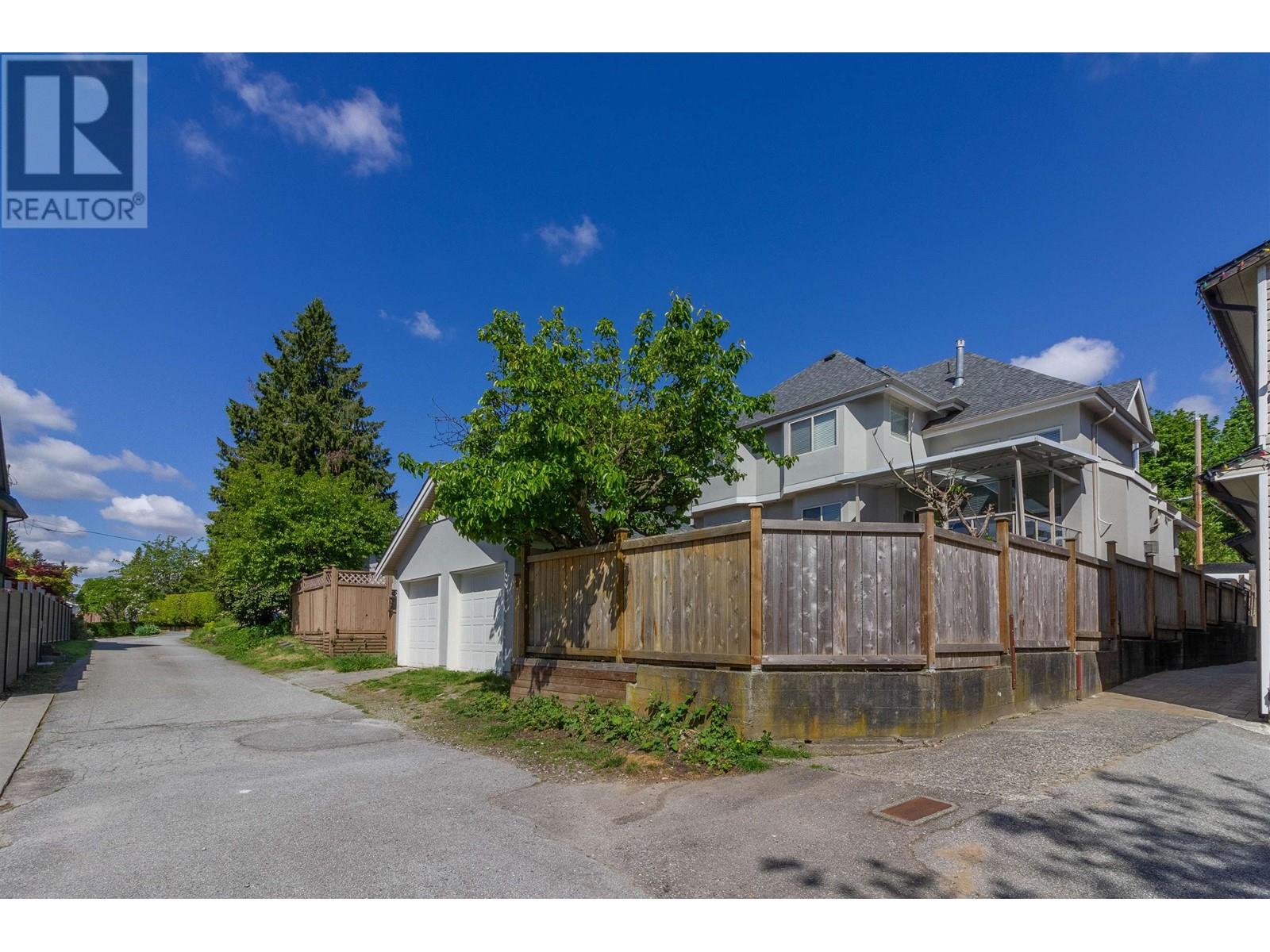 1004 Quadling Avenue, Coquitlam, British Columbia  V3K 2A8 - Photo 35 - R2998123