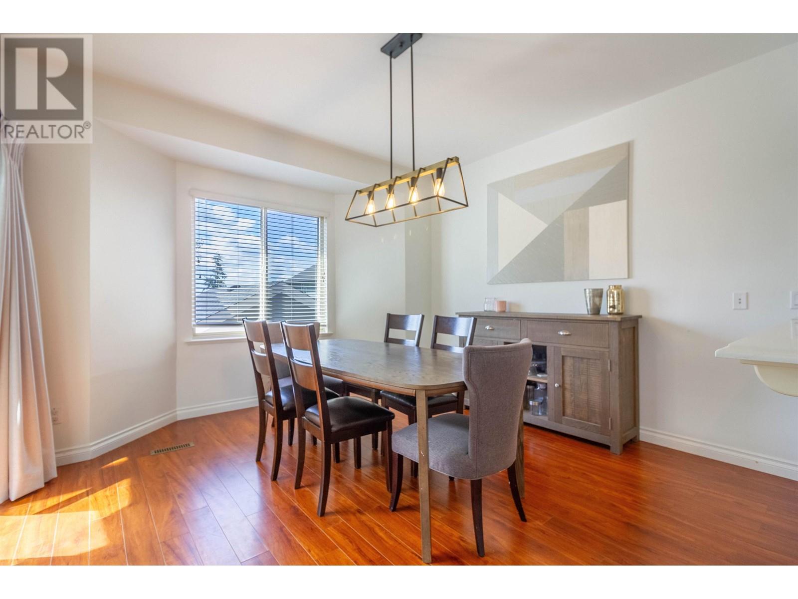 1004 Quadling Avenue, Coquitlam, British Columbia  V3K 2A8 - Photo 8 - R2998123