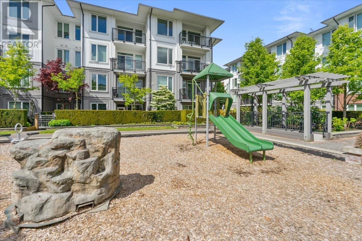 246 9388 Mckim Way, Richmond, British Columbia  V6X 0J7 - Photo 27 - R2998133