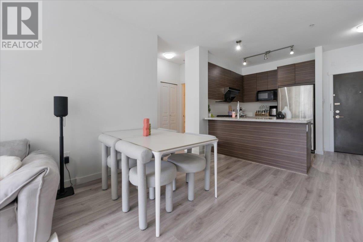 246 9388 Mckim Way, Richmond, British Columbia  V6X 0J7 - Photo 6 - R2998133