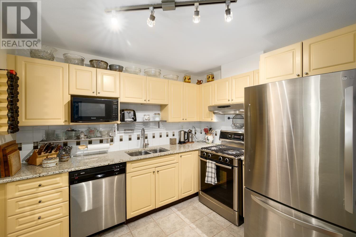 206 5723 Collingwood Street, Vancouver, British Columbia  V6N 4K6 - Photo 9 - R2998178