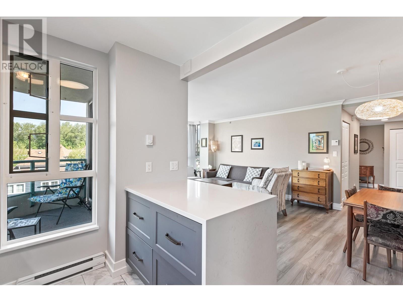 601 3071 Glen Drive, Coquitlam, British Columbia  V3B 7R1 - Photo 15 - R2998183