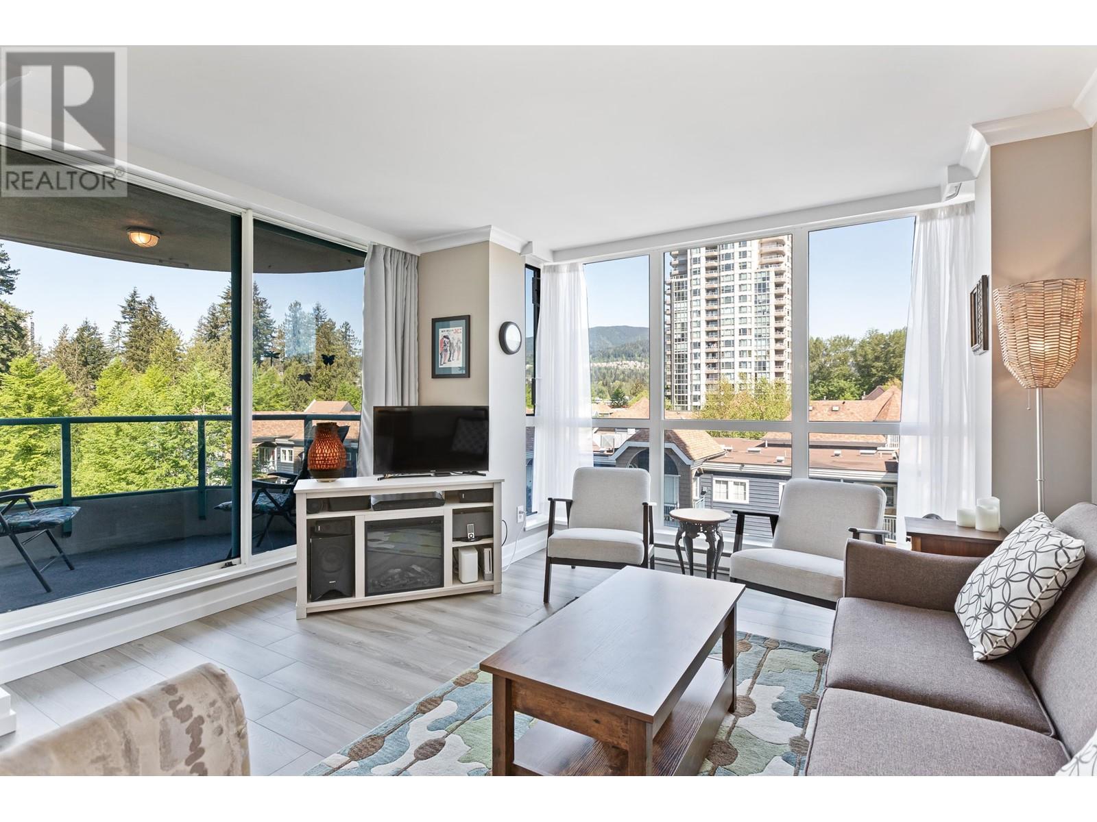 601 3071 Glen Drive, Coquitlam, British Columbia  V3B 7R1 - Photo 5 - R2998183