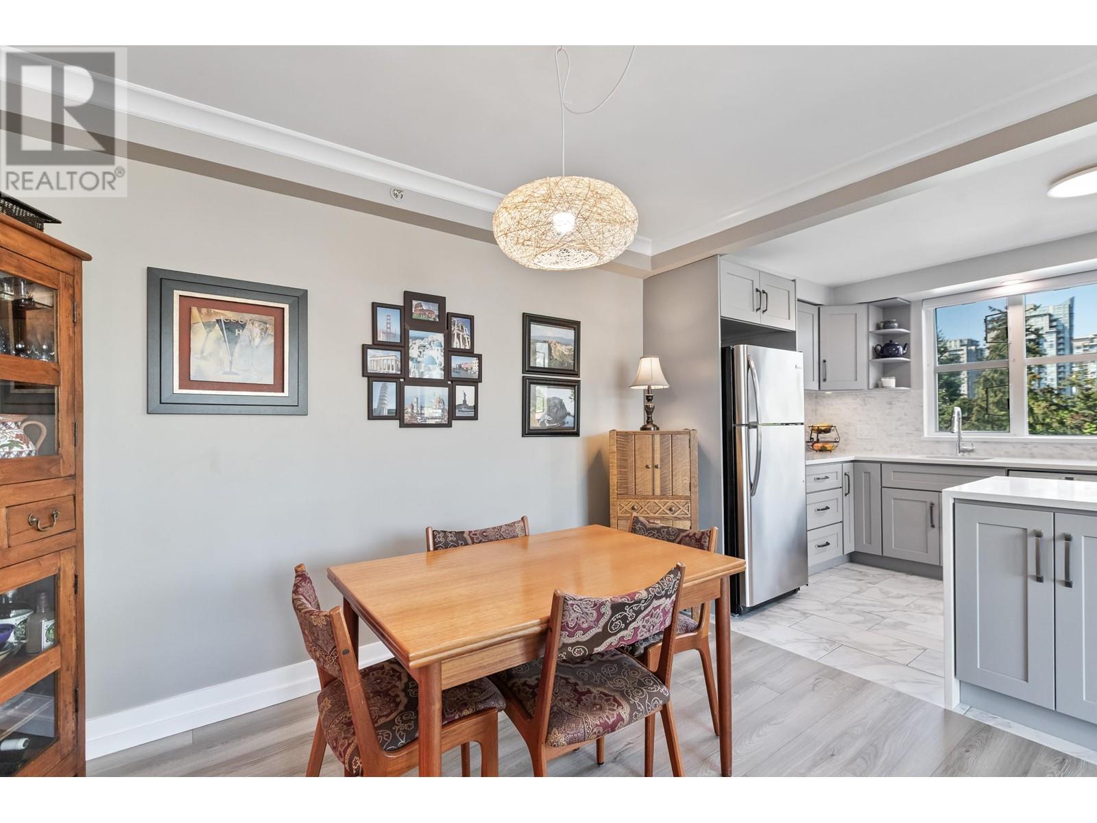601 3071 Glen Drive, Coquitlam, British Columbia  V3B 7R1 - Photo 8 - R2998183
