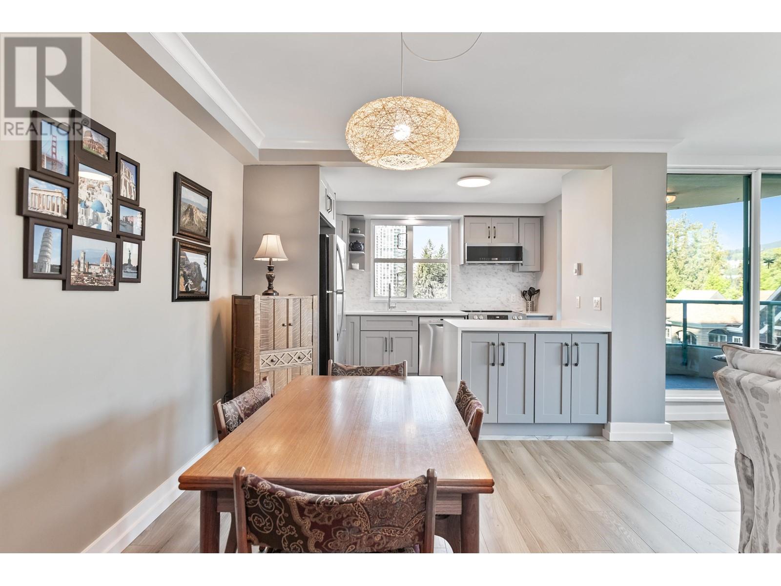 601 3071 Glen Drive, Coquitlam, British Columbia  V3B 7R1 - Photo 9 - R2998183