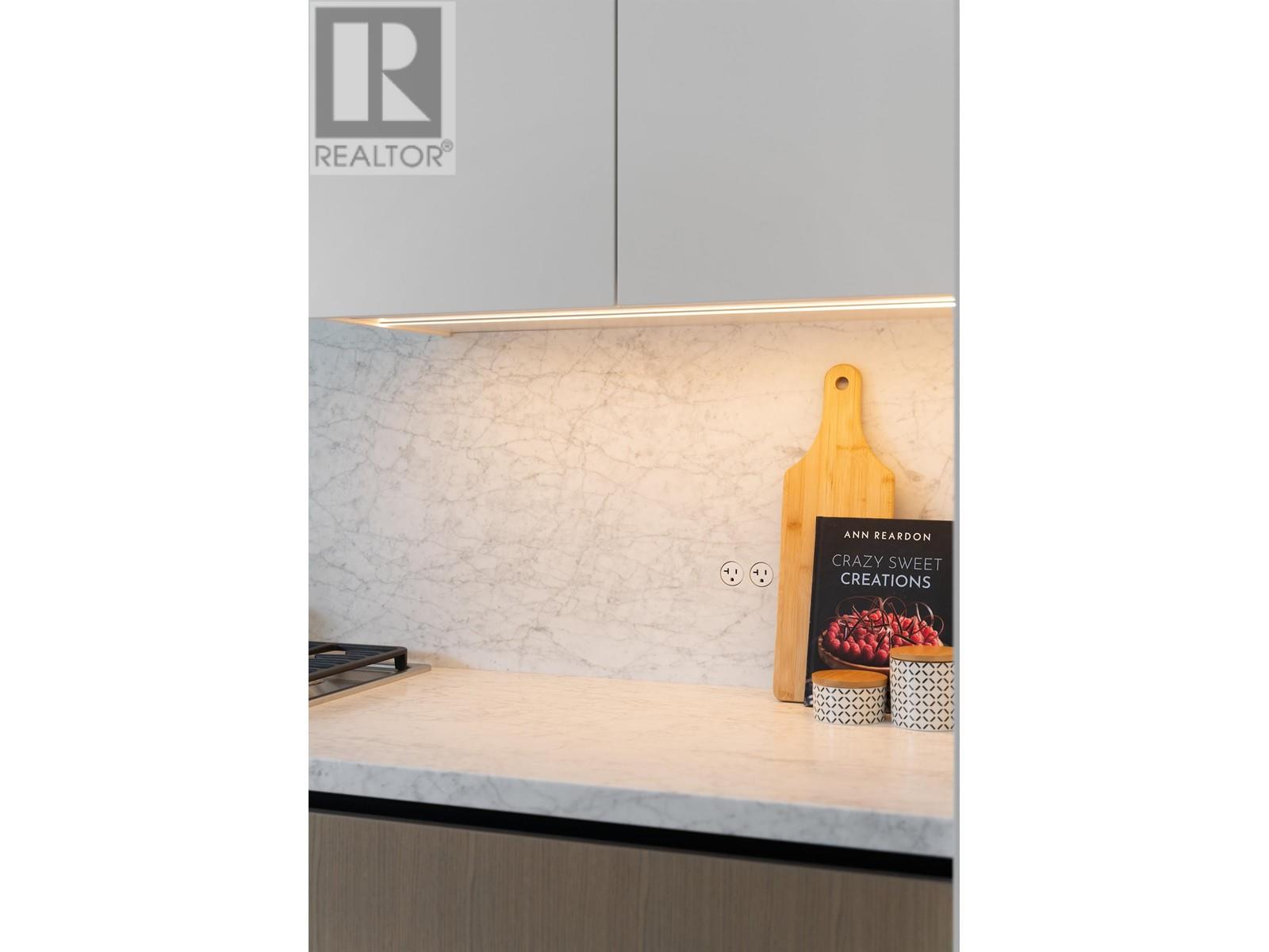 2 280 E 32 Avenue, Vancouver, British Columbia  V5V 2Y3 - Photo 7 - R2998221