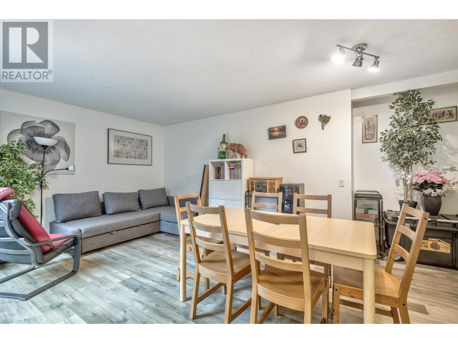 201 9143 Saturna Drive, Burnaby, British Columbia  V3J 7K1 - Photo 2 - R2998345