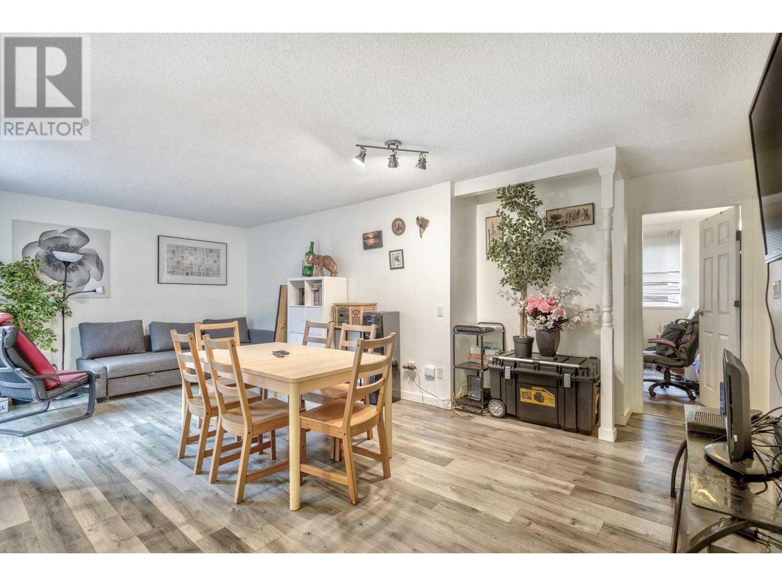 201 9143 Saturna Drive, Burnaby, British Columbia  V3J 7K1 - Photo 4 - R2998345