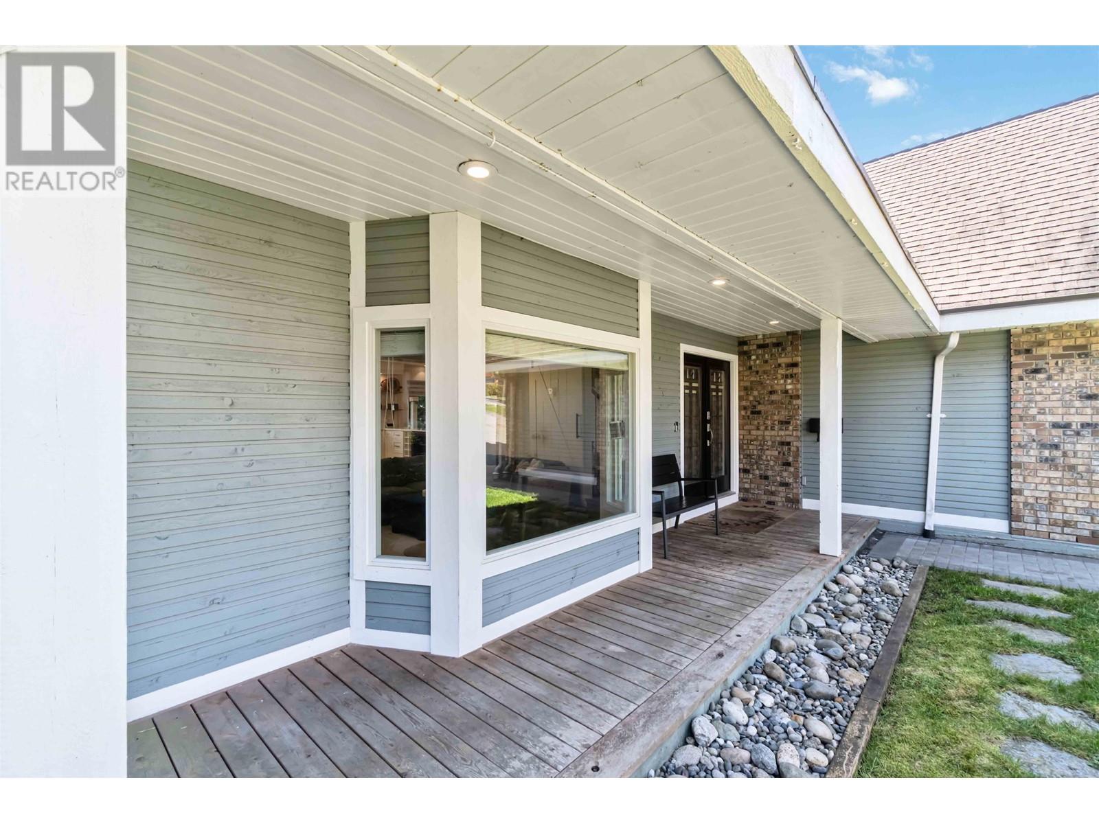 1806 Juniper Place, Port Moody, British Columbia  V3H 4C4 - Photo 32 - R2998083