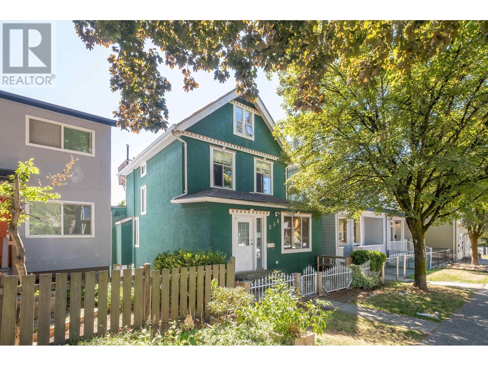 538 UNION STREET, vancouver, British Columbia