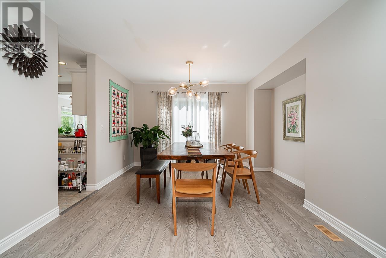 7 Aspen Court, Port Moody, British Columbia  V3H 4V6 - Photo 18 - R2998126