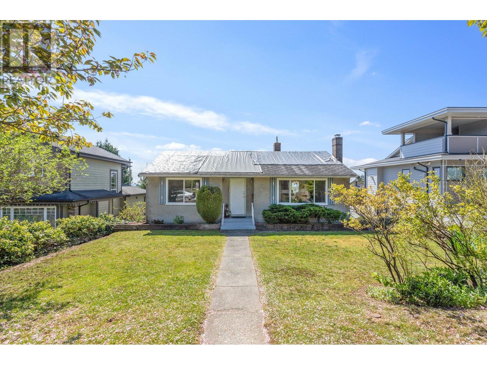 6426 Neville Street, Burnaby, British Columbia  V5E 1A6 - Photo 1 - R2998219