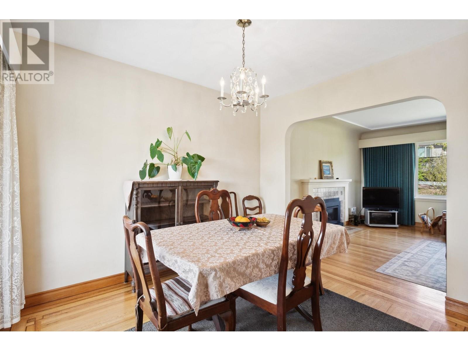 6426 Neville Street, Burnaby, British Columbia  V5E 1A6 - Photo 12 - R2998219